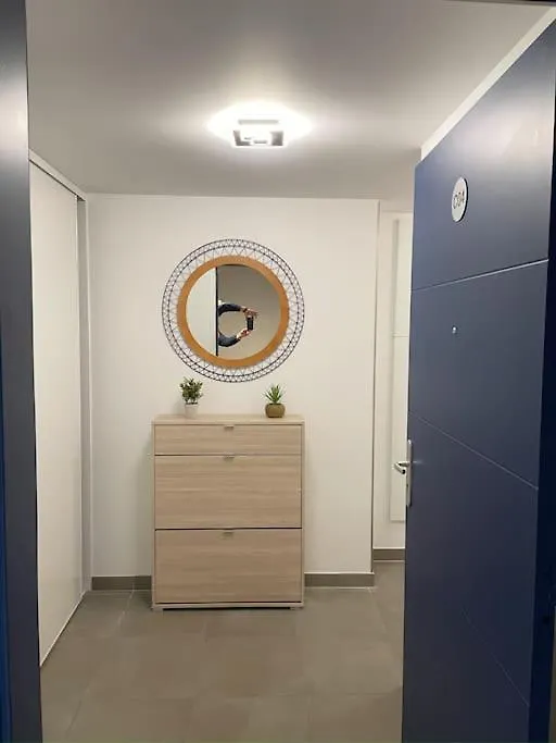 L'Appartement Bleu-T2-Annemasse Apartment